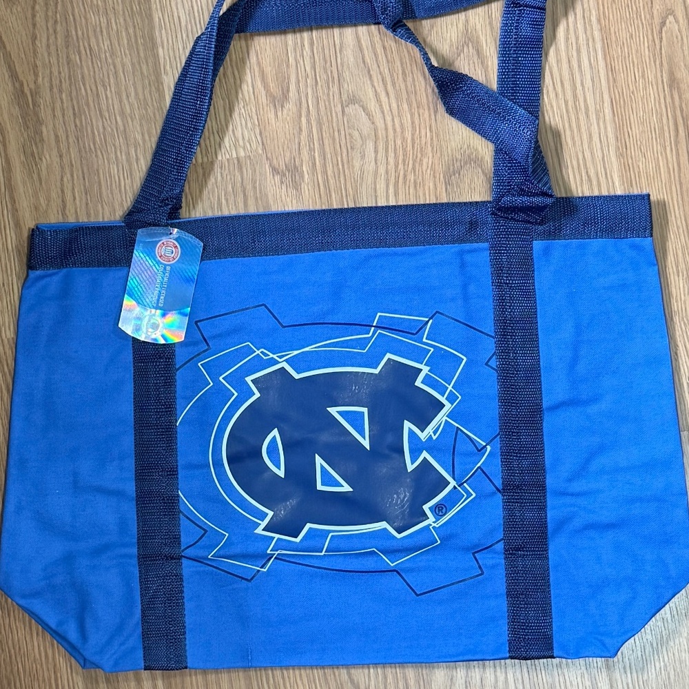 NWT NORTH CAROLINA TAR HEELS CANVAS TOTE BAG